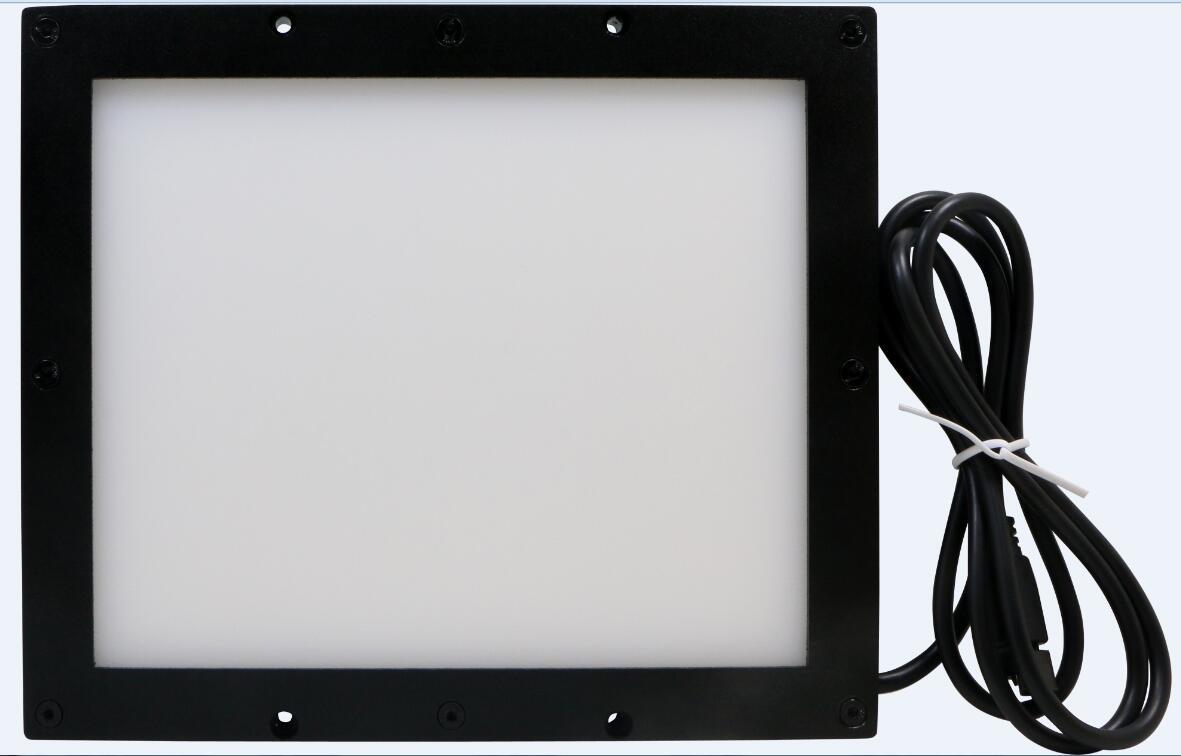 破解微米级检测盲区：思奥特智能侧发光面光源如何成为工业视觉的“隐形支柱”