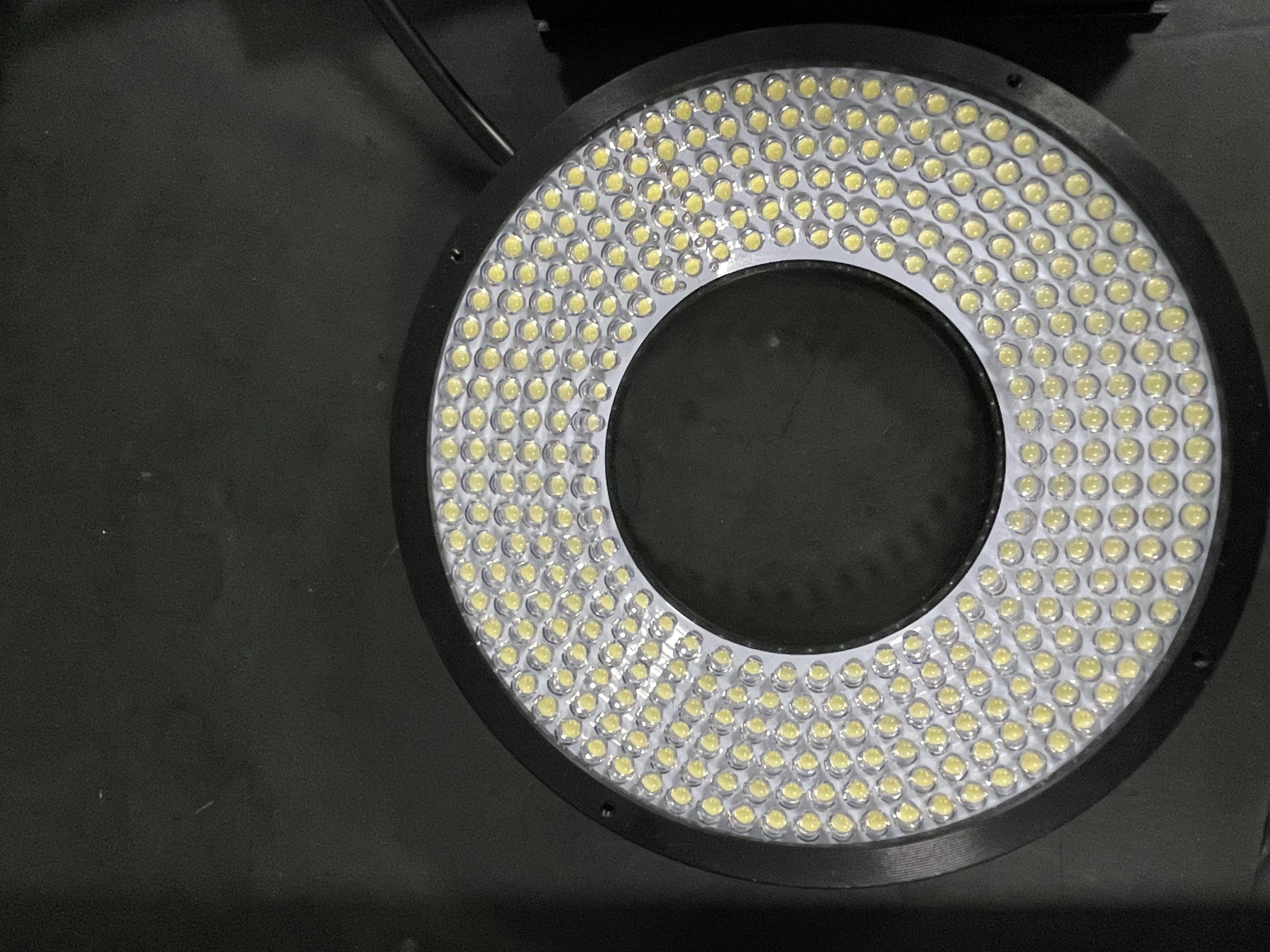 视觉检测中，如何选用适合的环形光源？