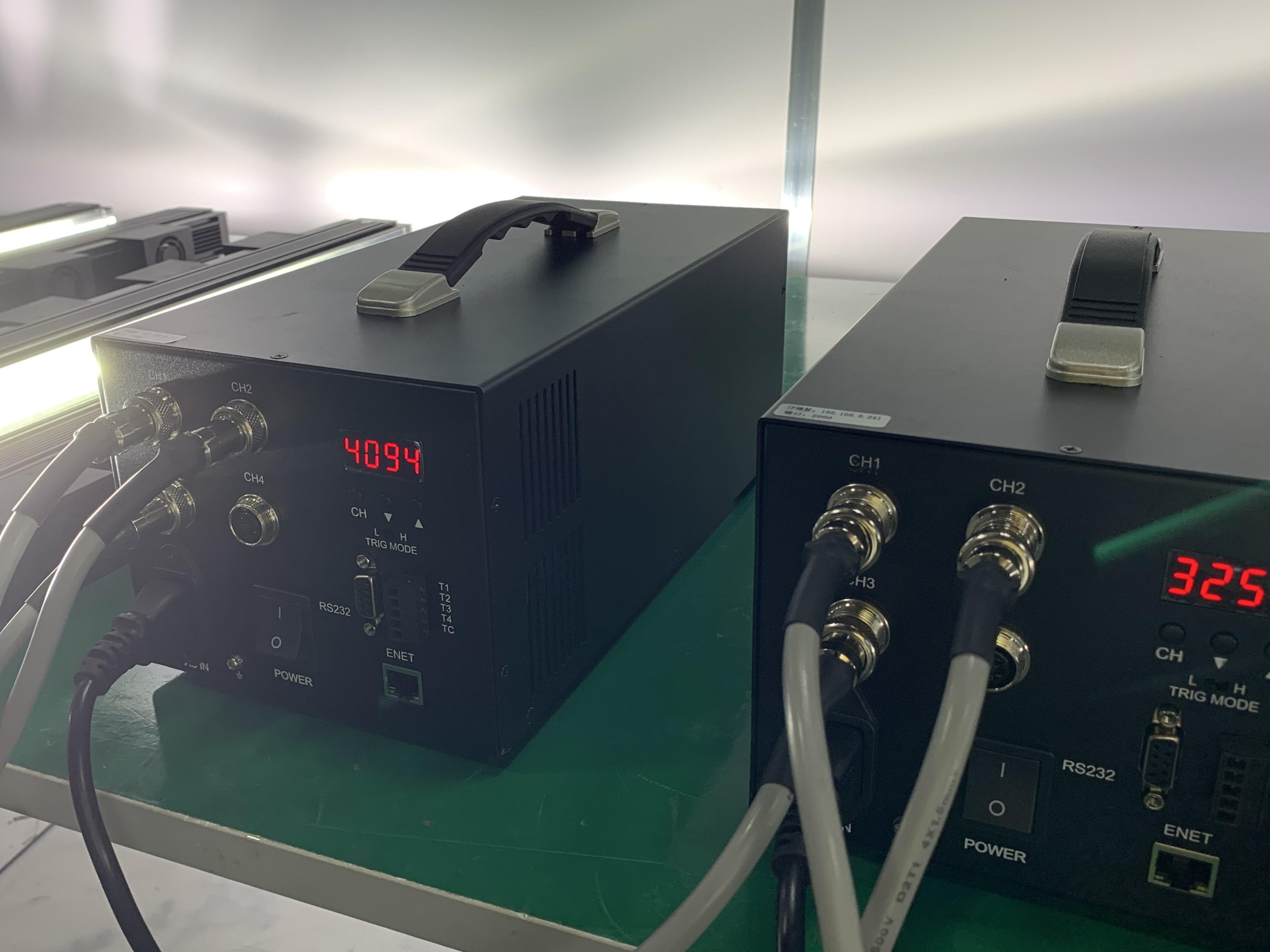 思奥特智能光源控制器：毫秒级协同，打通视觉系统"神经链路"