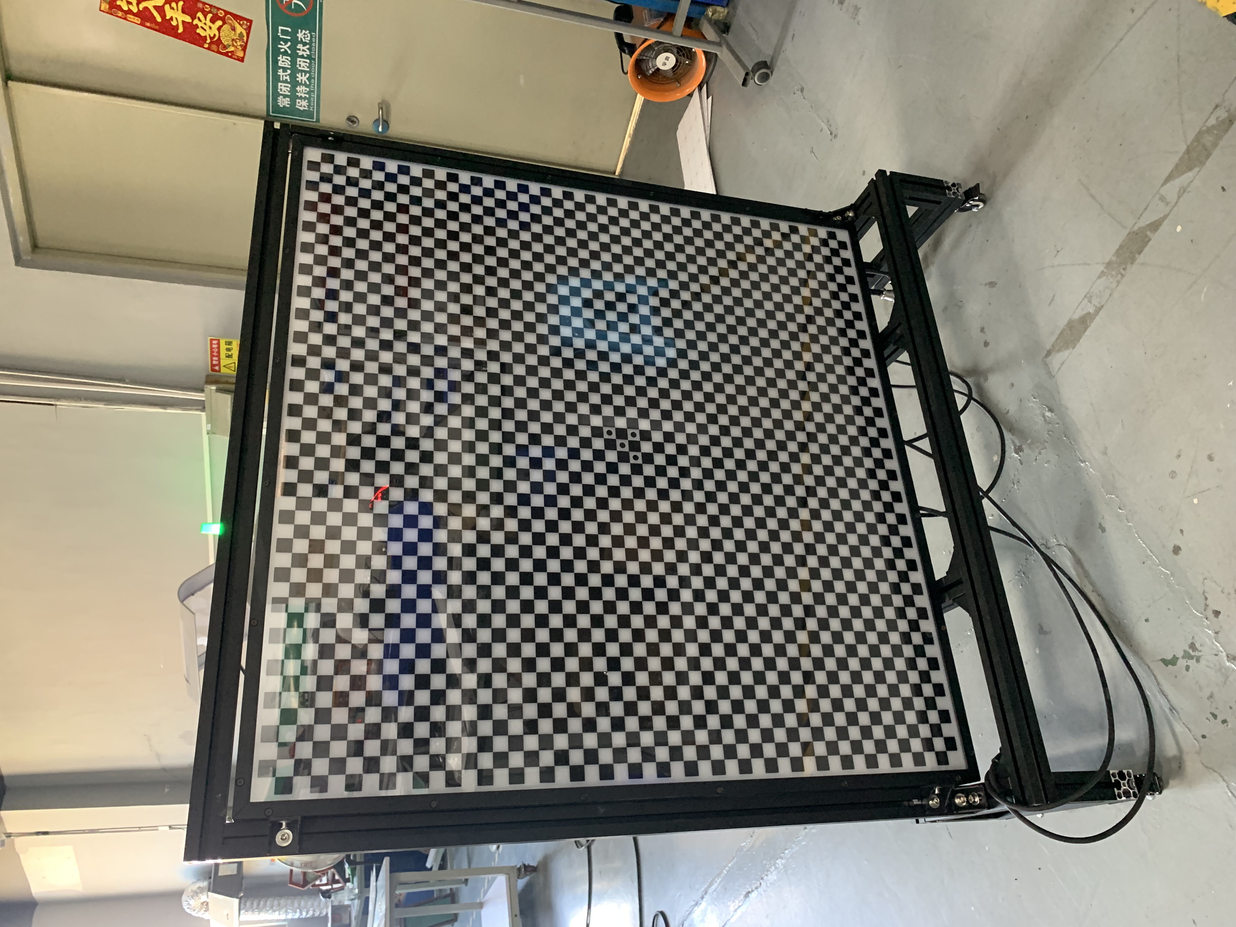棋盘格光源：精准标定的利器，思奥特智能科技提升视觉系统精度